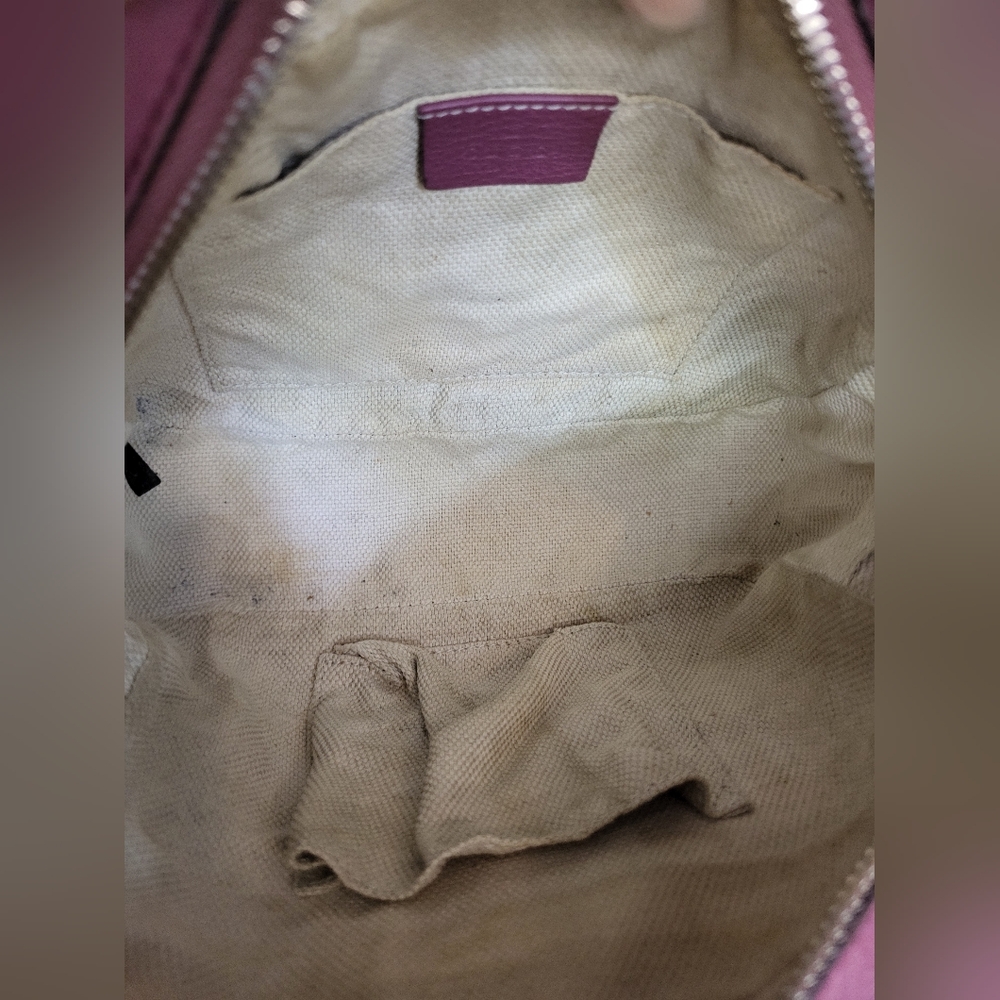 Gucci Soho Disco Calfskin Crossbody Bag - Picture 13 of 14